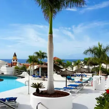 Deluxe - Oceanfront, Heated Pool Apartment Costa Adeje (Tenerife)