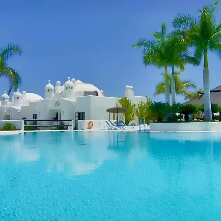 Apartment Deluxe - Oceanfront, Heated Pool Costa Adeje (Tenerife)